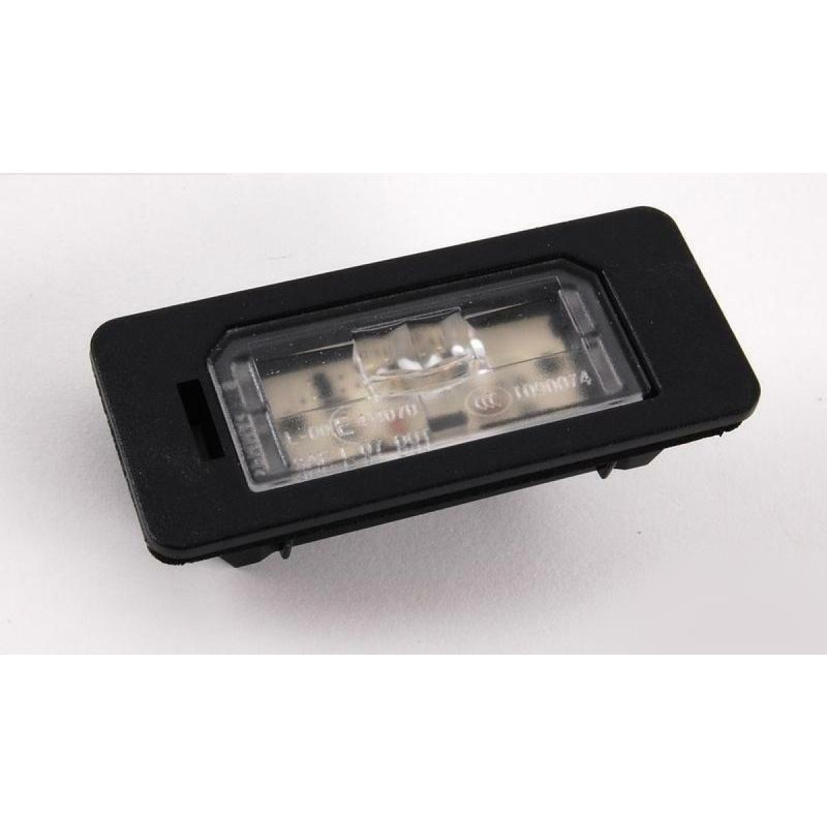 PLAKA LAMBASI (LEDLİ) E90/F10/F30/F32